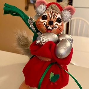 Annalee Christmas Squirrel